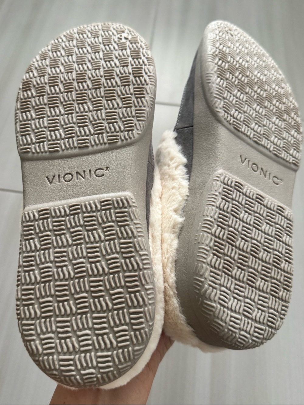 Vionic Perrin Women's Arch Supportive Slipper with Removable Insoles size 8 - Picture 6 of 7